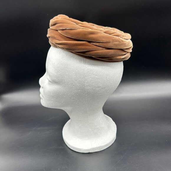 Vintage Pillbox Hat Bow Brown Velvet Junior B Retro Turban Style Mid Century - Picture 3 of 8